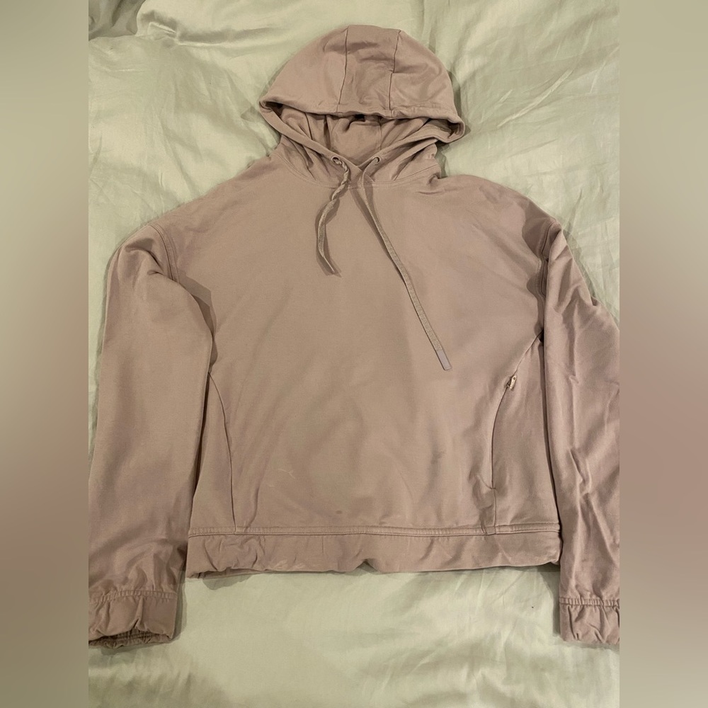 Lululemon Twisted and Tucked Pullover - Size 2 - Color: Smoky Blush